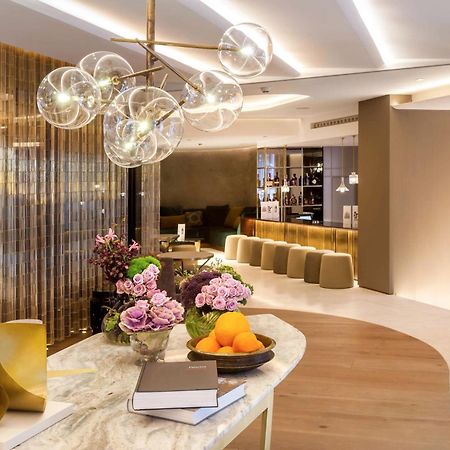 Barcelo Emperatriz Hotel Madrid Buitenkant foto The interior of the lounge