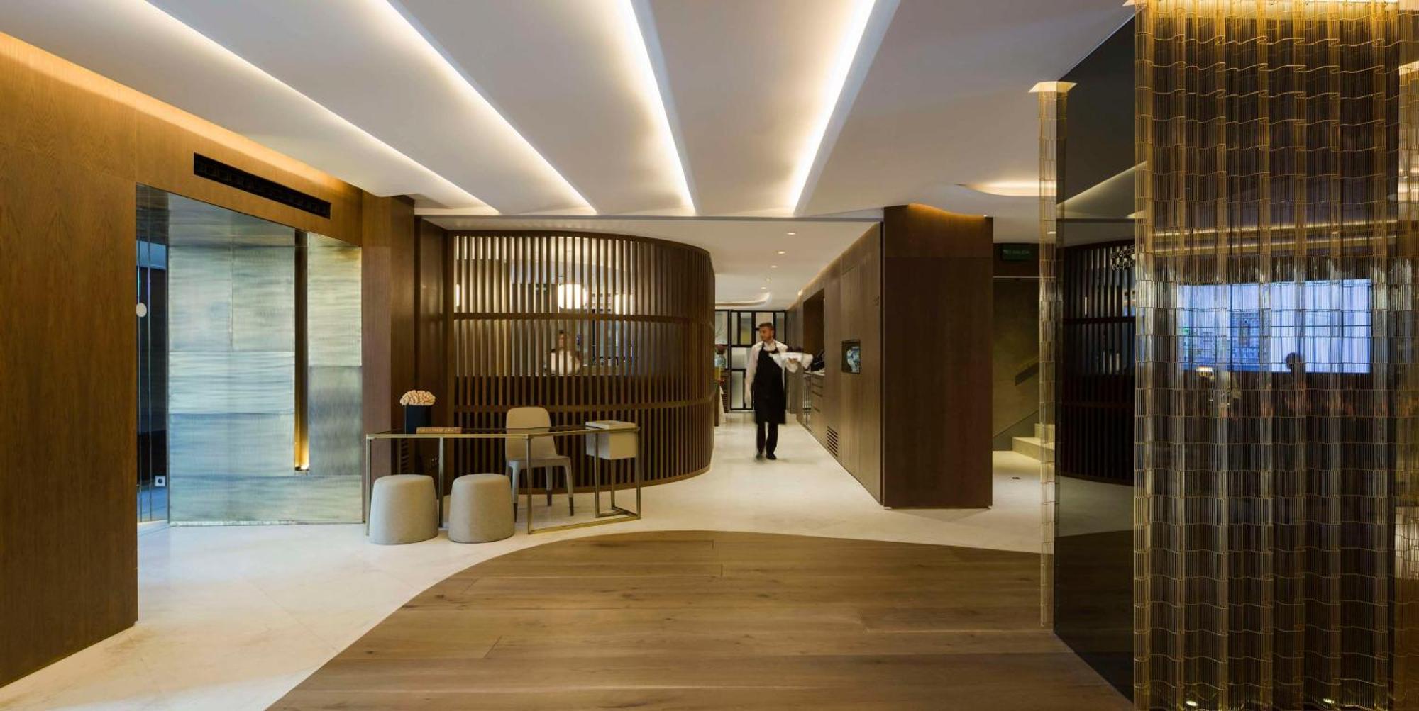 Barcelo Emperatriz Hotel Madrid Buitenkant foto The interior of the lounge