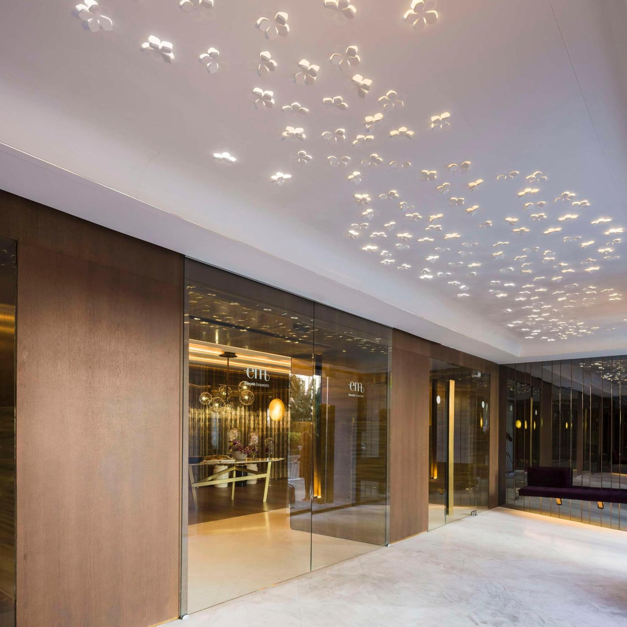 Barcelo Emperatriz Hotel Madrid Buitenkant foto The lobby of the hotel